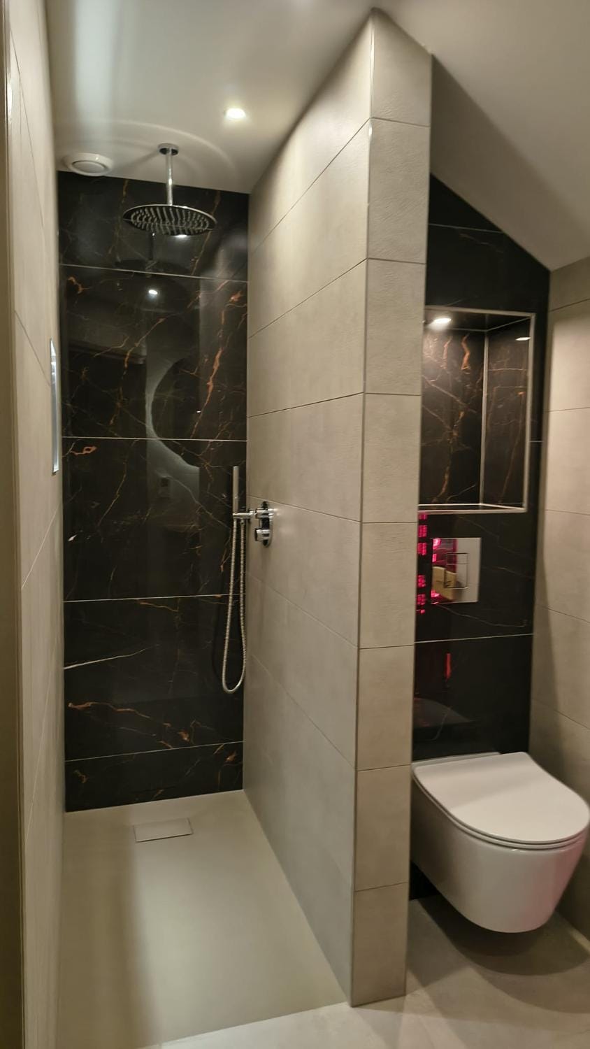 Shower, Bathroom