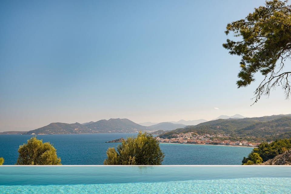 Nearby landmark, Natural landscape, Lake view, Mountain view, Sea view