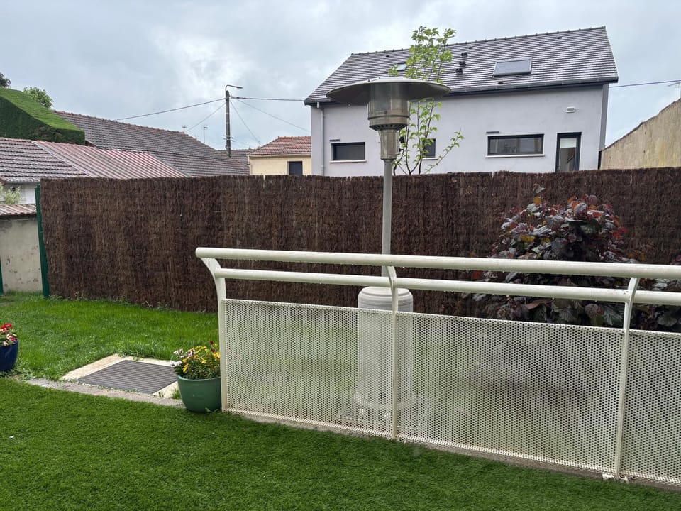 Property building, Garden view