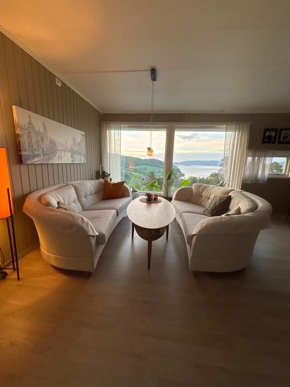 Enebolig med lysthus og sjøutsikt House in Trondelag