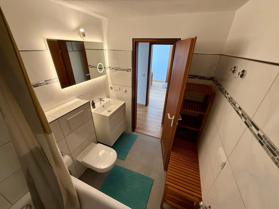 Toilet, Bathroom, Bath
