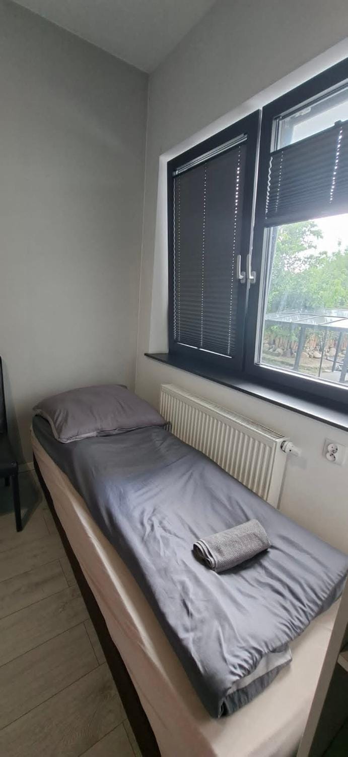 FORT BLIZNE NOCLEGI - superior, standard & basic rooms Bed and Breakfast in Warsaw