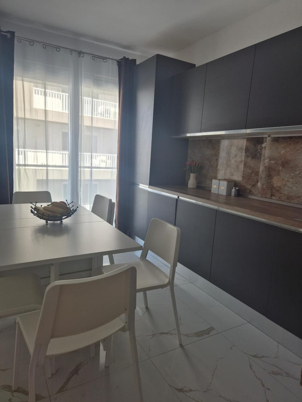 New 3 BR and 3 BA Central location Apartment in Malta