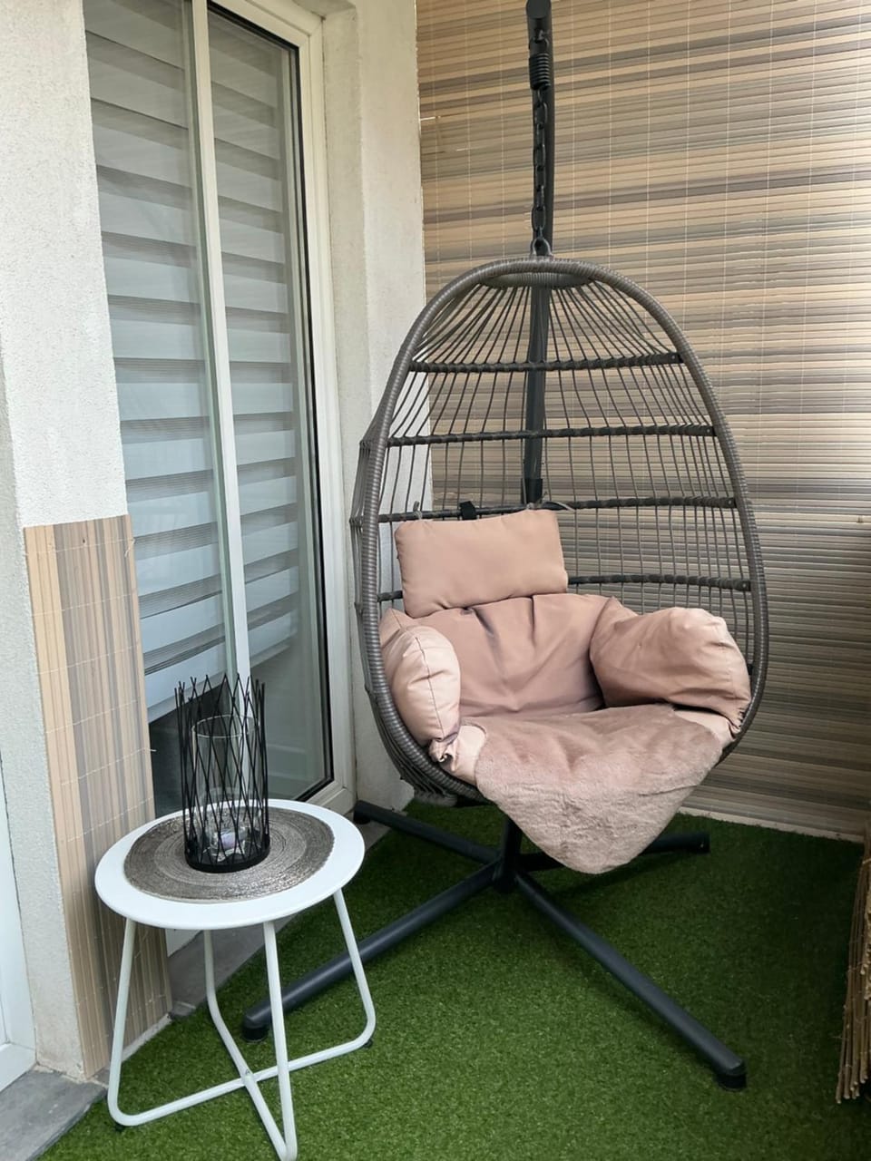 Zentrum Neulengbach, Bahnhofnähe, Ruhig, Balkon, Parkplatz Apartment in Austria