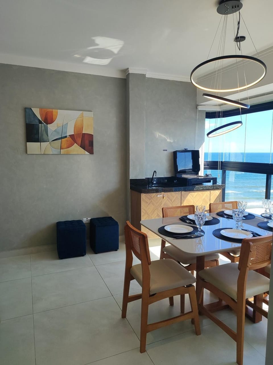 BBQ facilities, Living room