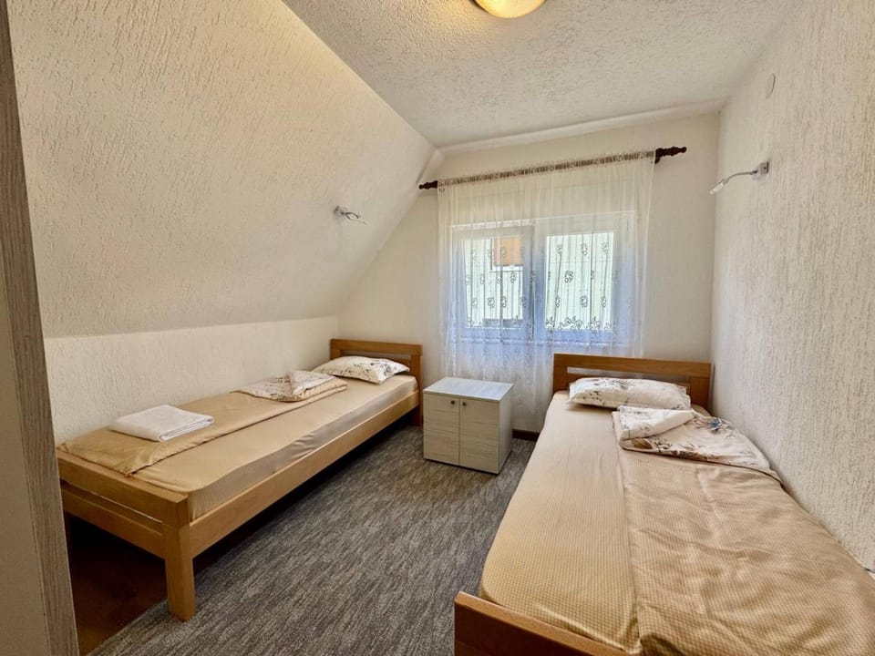 Planinski vuk rooms Bed and Breakfast in Montenegro