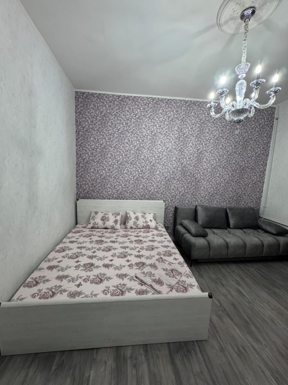 Shebbi Chic Apartments Apartment in Odessa