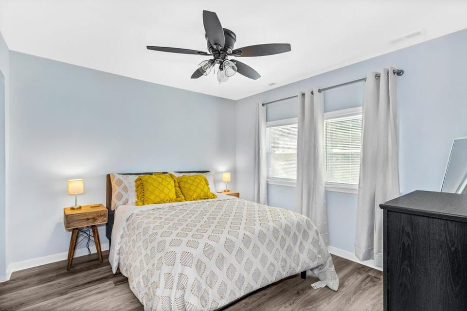 Bed, Bedroom, wardrobe