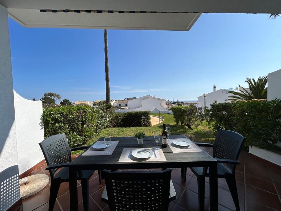 Balcony/Terrace, Balcony/Terrace