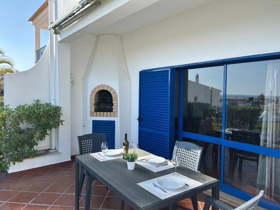 BBQ facilities, Balcony/Terrace