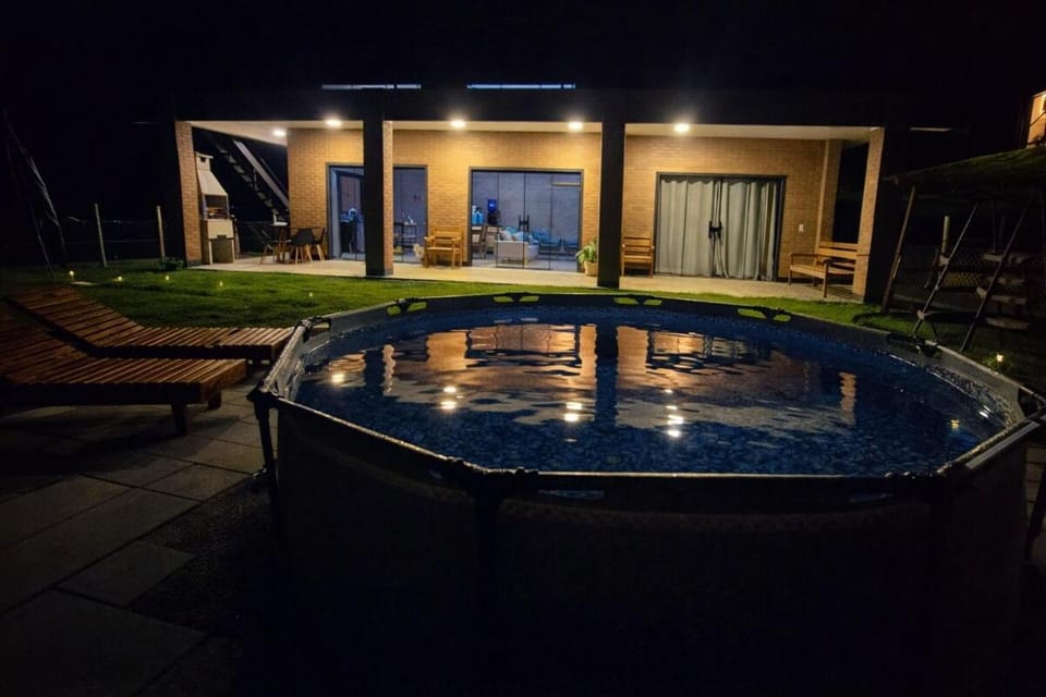Mirante Natureza Jacuzzi Piscina e Lareira House in State of São Paulo