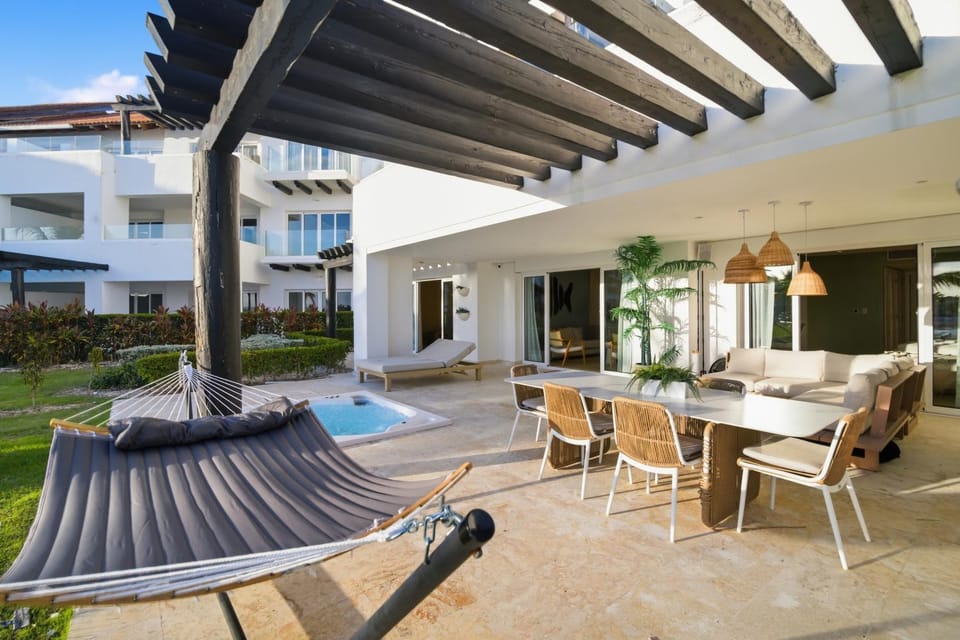 Patio, Garden, Balcony/Terrace, Garden view