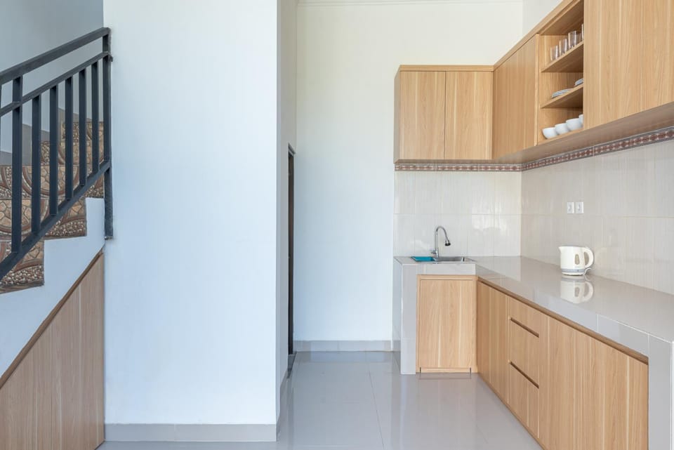 Kitchen or kitchenette, Communal kitchen, stove, kitchen
