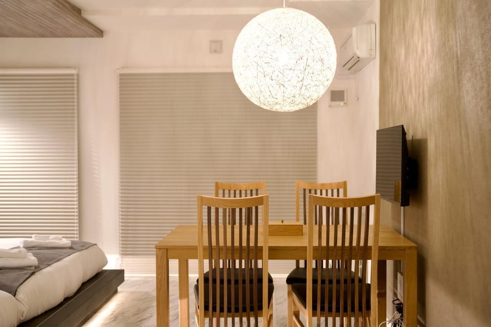 TV and multimedia, Dining area
