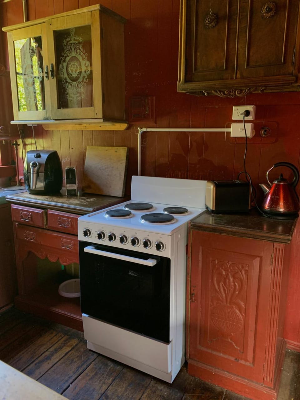 Vintage Decor Caravan Campground/ 
RV Resort in Akaroa