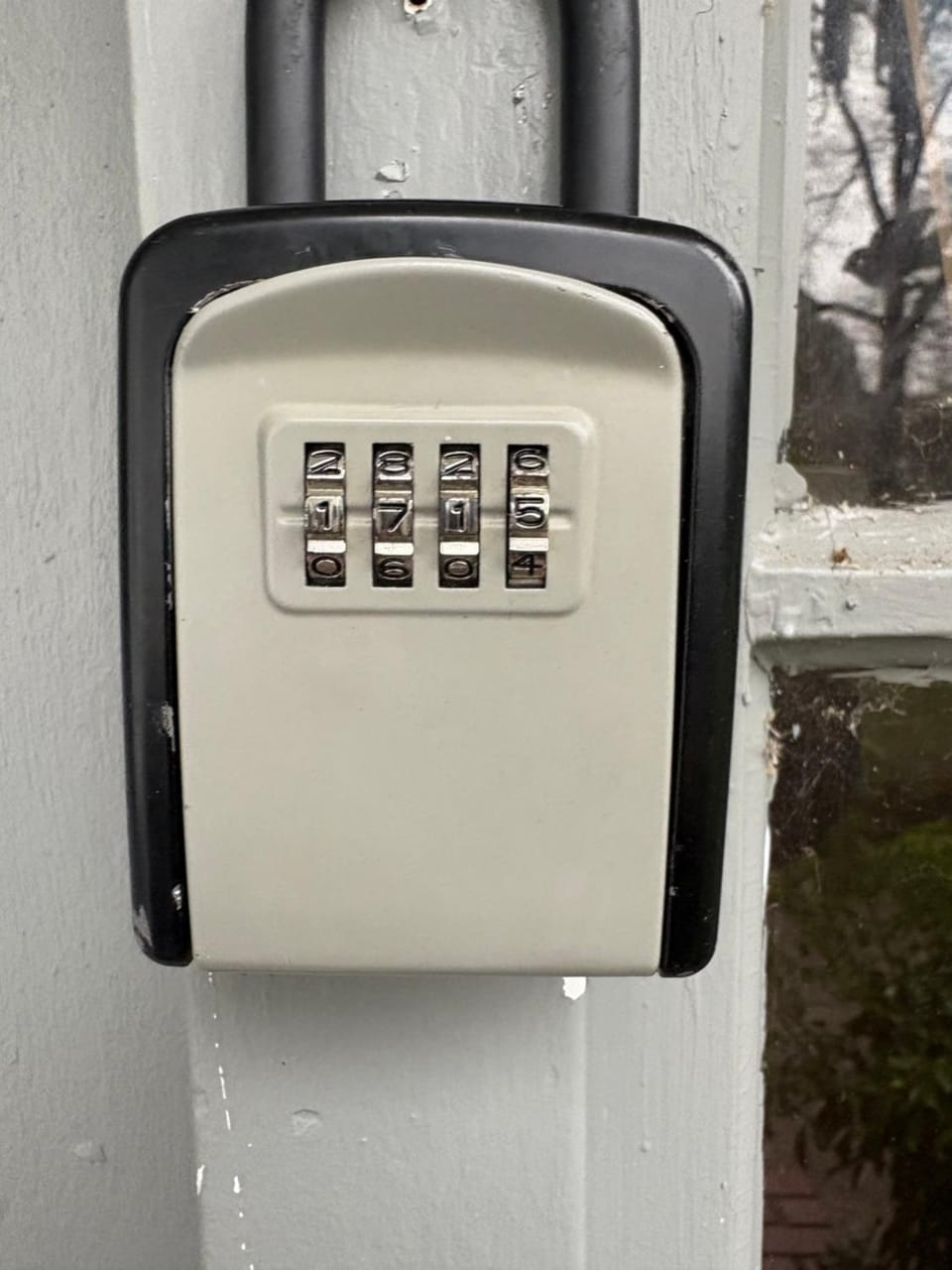 Family Guesthouse - 10 Min from YVR - Close to Beach & Transit, Free Parking Vacation rental in Vancouver