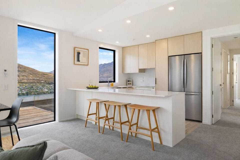 Kitchen or kitchenette, kitchen