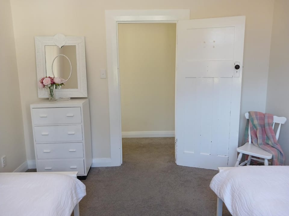 Farm stay at Hurley Homestead House in Franz Josef / Waiau