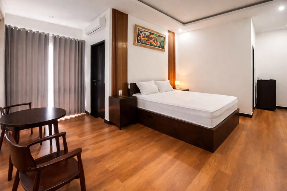 Bed, Bedroom, air conditioner