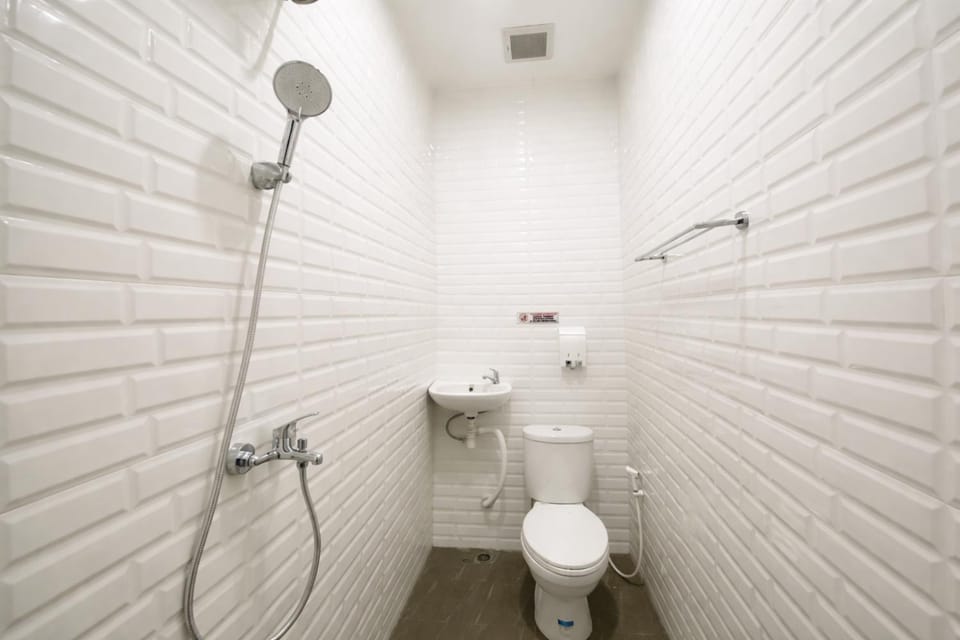 Toilet, Bathroom