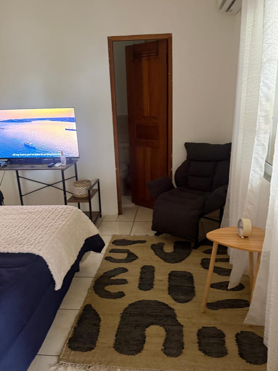 BREEZE Hostal Boca Chica Bed and Breakfast in Chiriquí Province