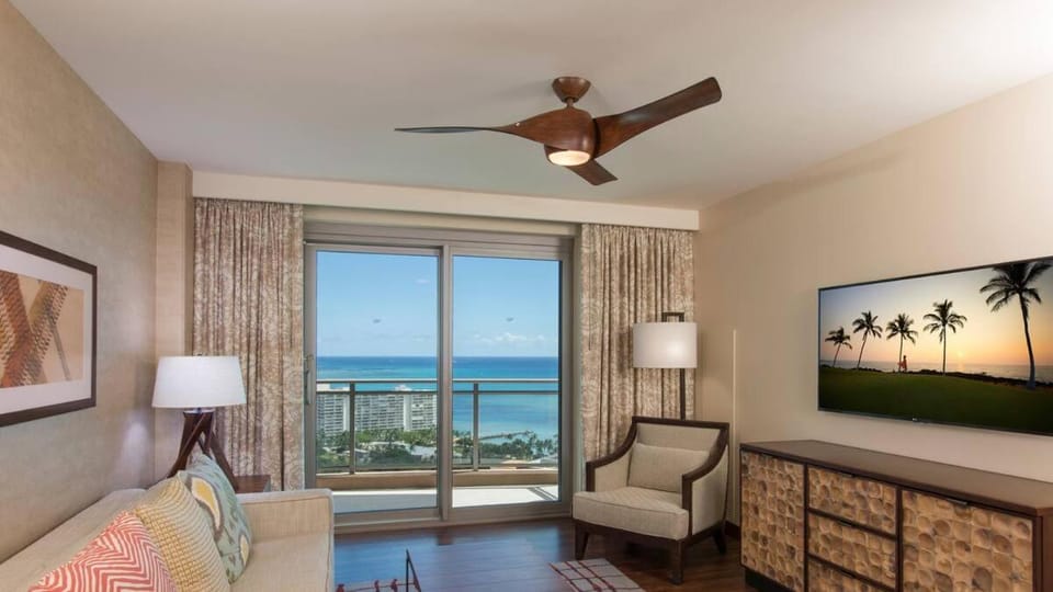 Grand Islander Resort in Honolulu
