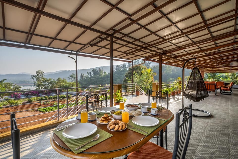 Balcony/Terrace, Seating area, Dining area, Breakfast