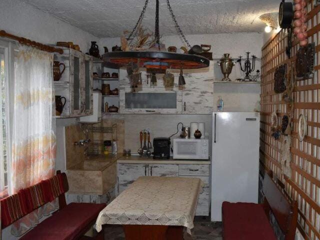 Къща за гости Бели ружи House in Plovdiv Province