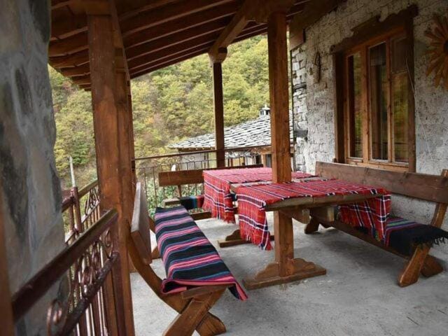Къща за гости Бели ружи House in Plovdiv Province