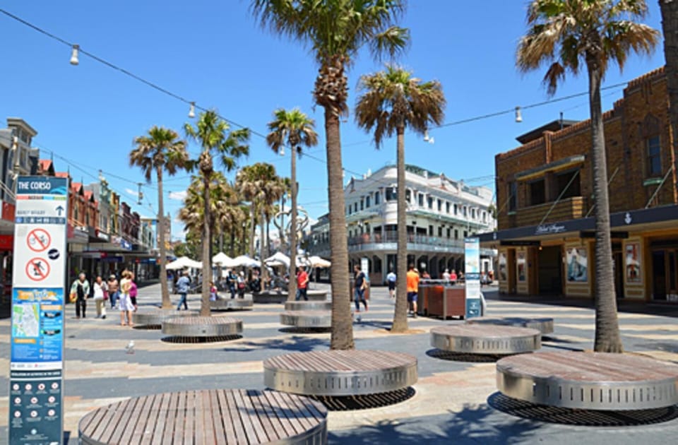 KozyGuru | Manly | Top-Floor Panoramic Seaview Gem Apartment in Manly