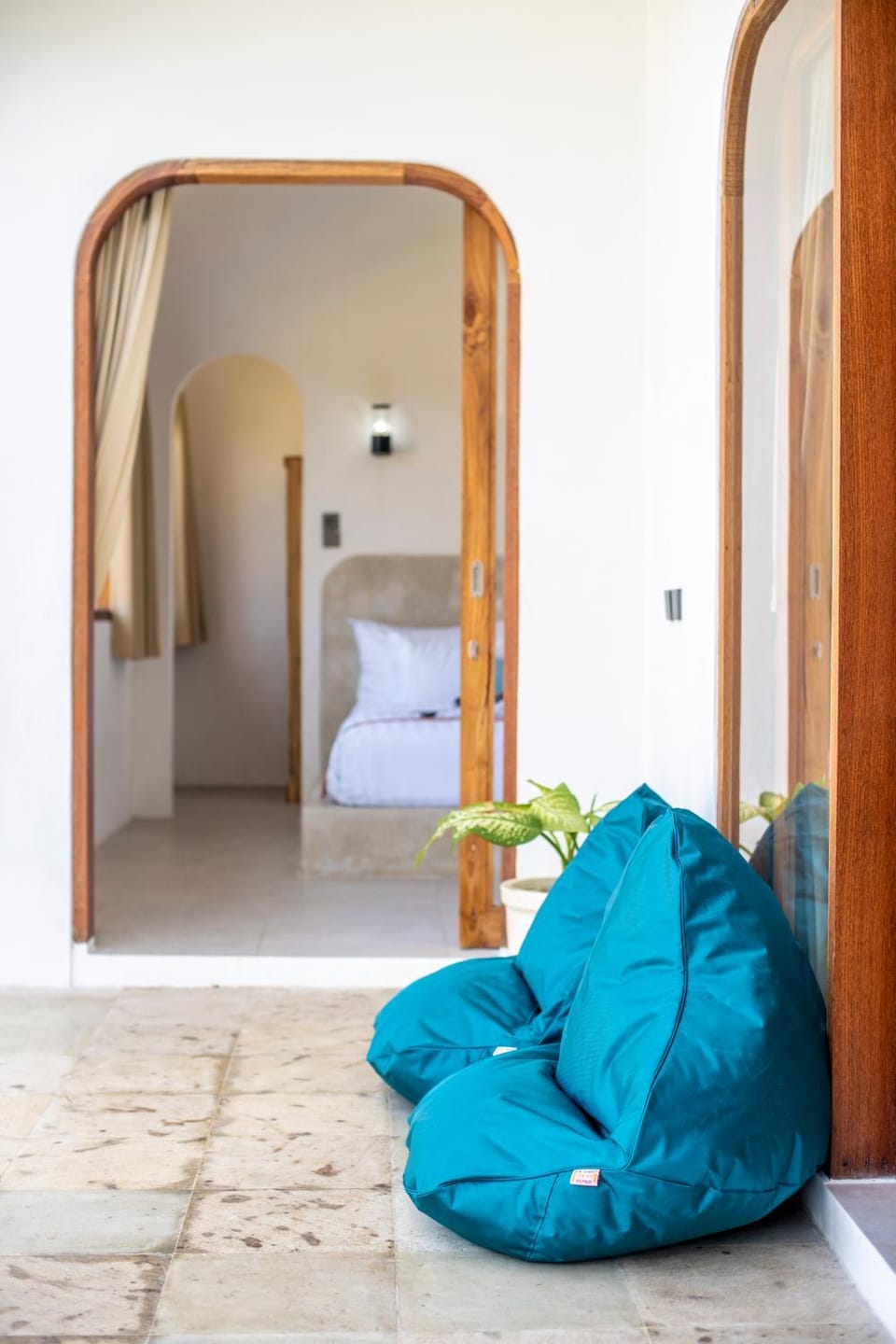 Property building, Bed, Bedroom