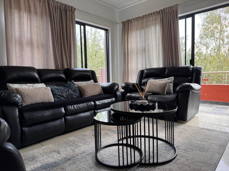 Smart Home in a Secure Golf Estate Apartment in Roodepoort
