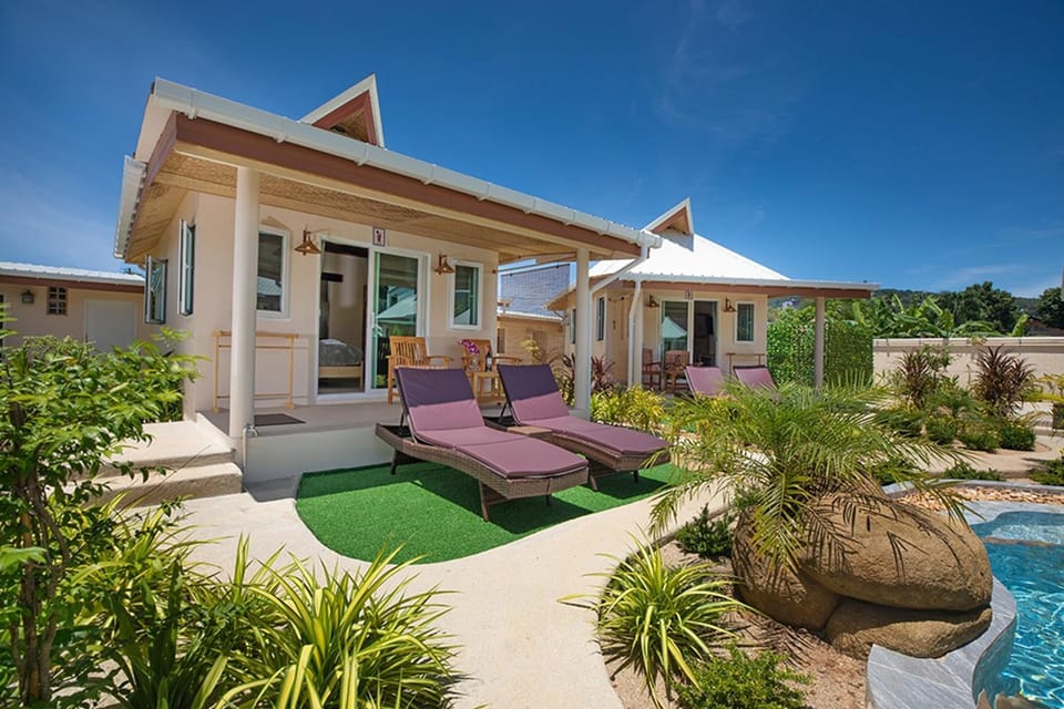 Property building, Garden, Pool view