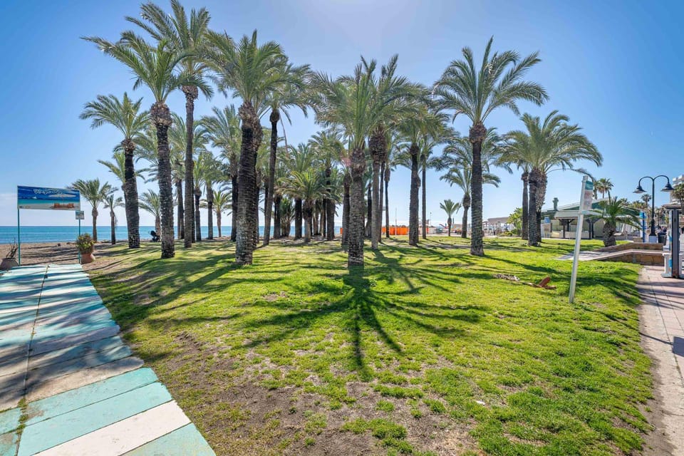 Vivendos - TR29 - Carihuela Apartment in Torremolinos