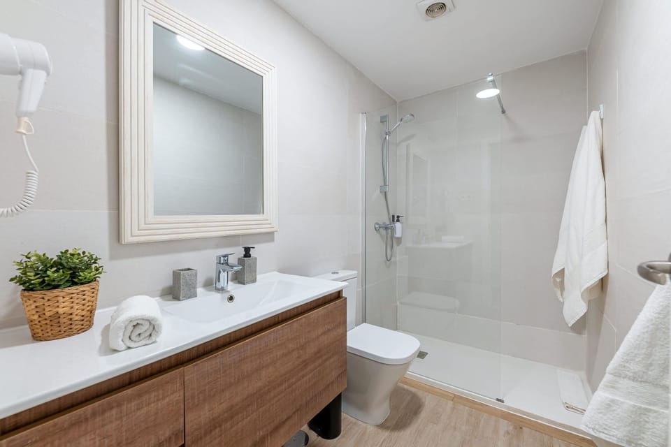 Vivendos - TR29 - Carihuela Apartment in Torremolinos