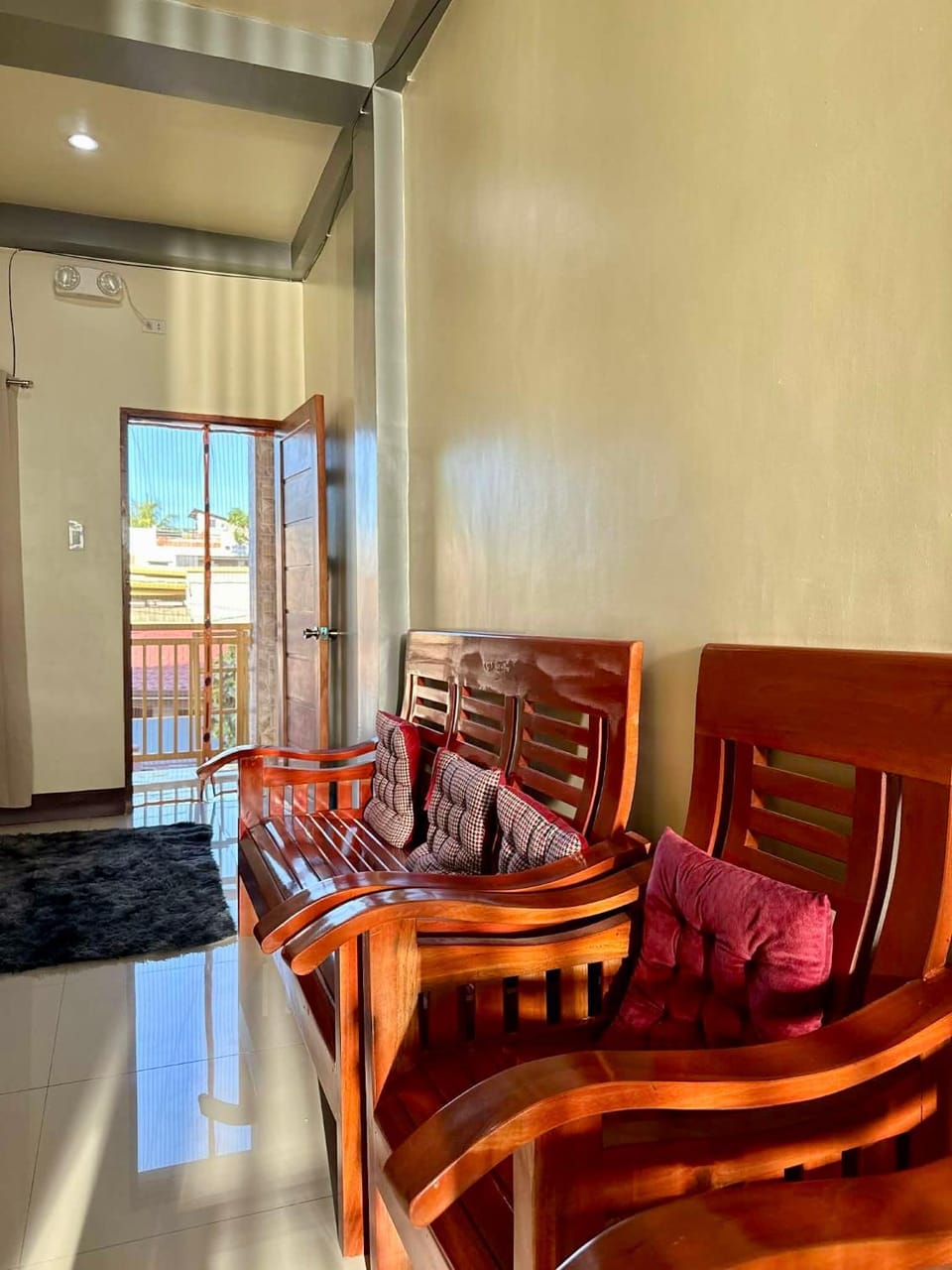 Westside Homestay Near Airport Apartment in Puerto Princesa