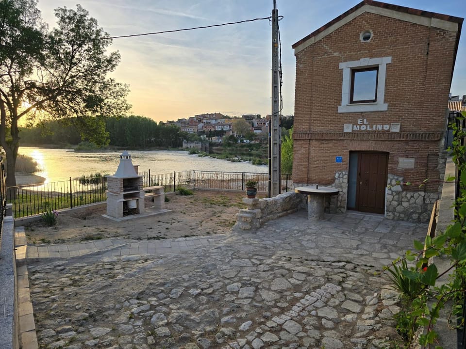 Property building, Day, Natural landscape, River view, Sunset