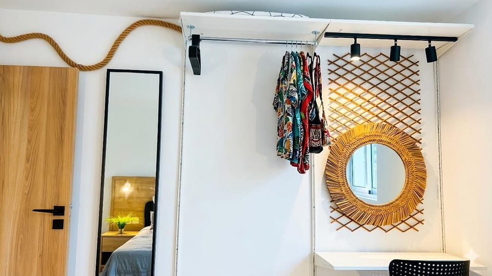 Bed, Photo of the whole room, Bedroom, wardrobe