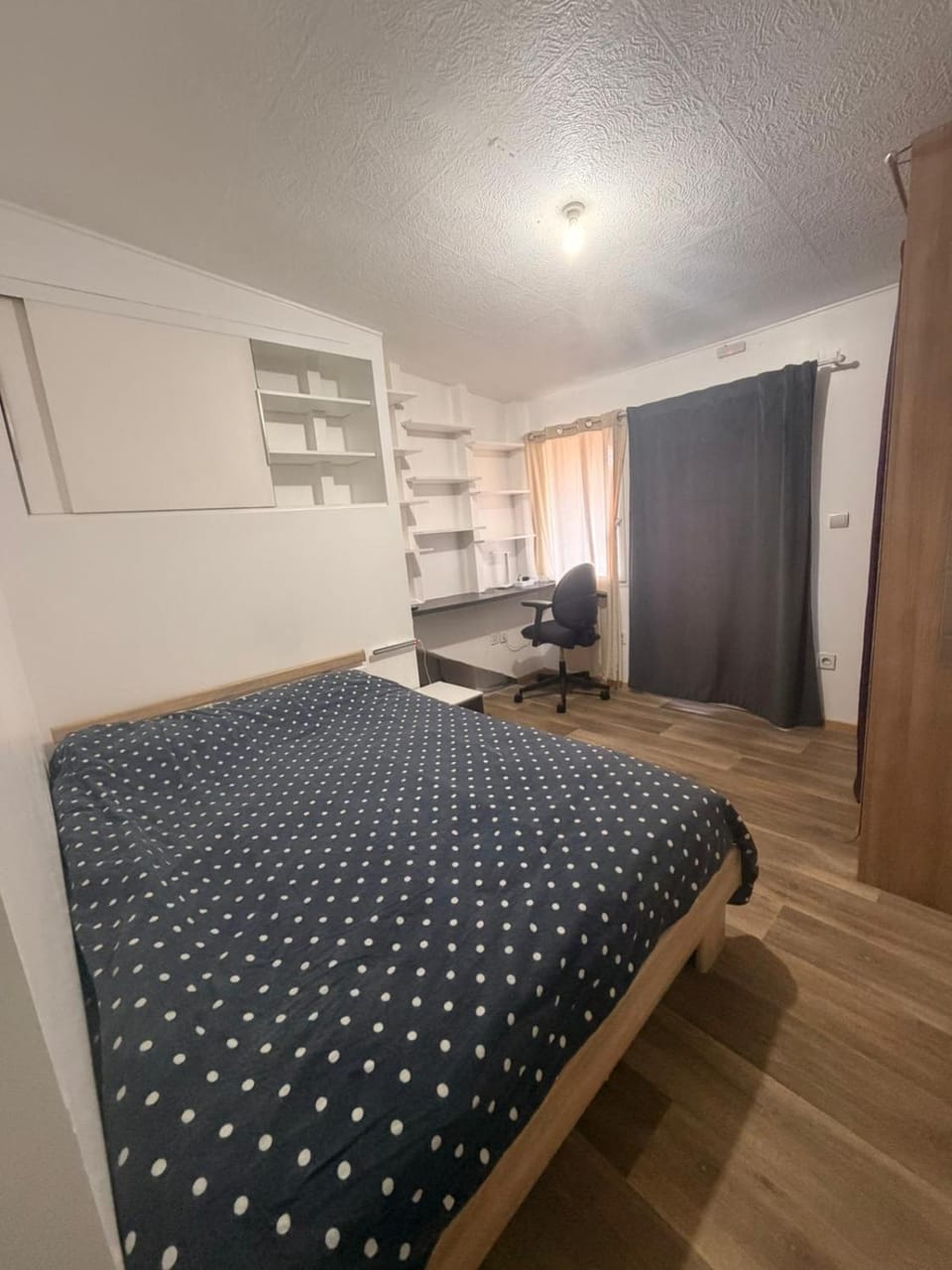 Chambre avec balcon offrant une vue magnifique Bed and Breakfast in Grand Est