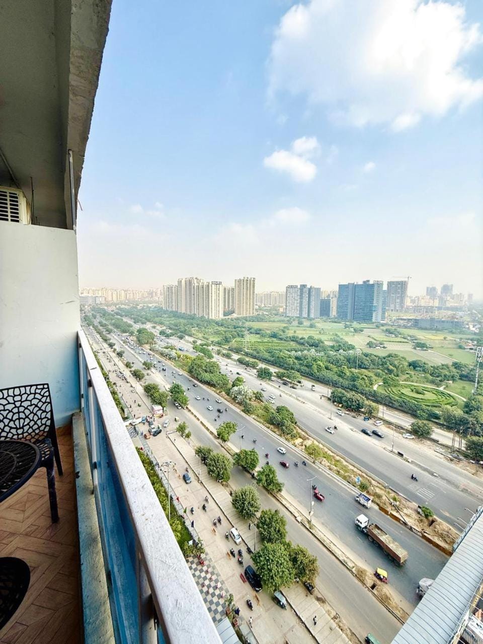 The blue moon stay Apartment in Noida
