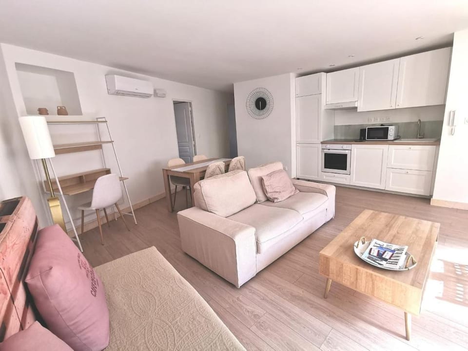 Golden Sand - Tout équipé - Clim - WIFI - Tout à pied - Centre ville - Plages Apartment in Saint-Raphael