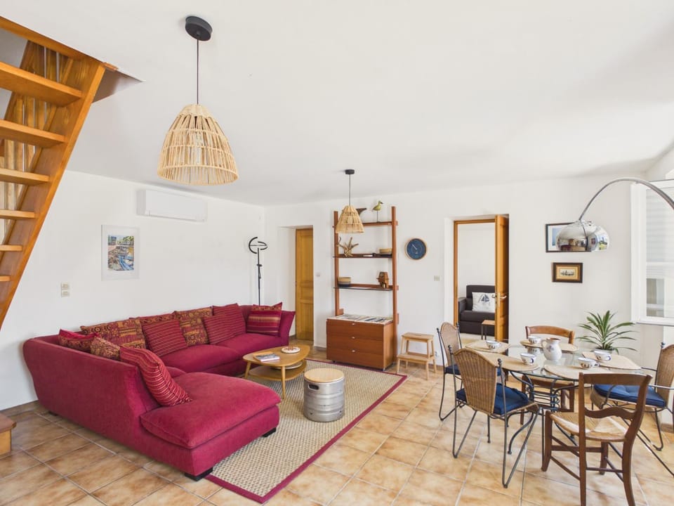 Communal lounge/ TV room, Living room