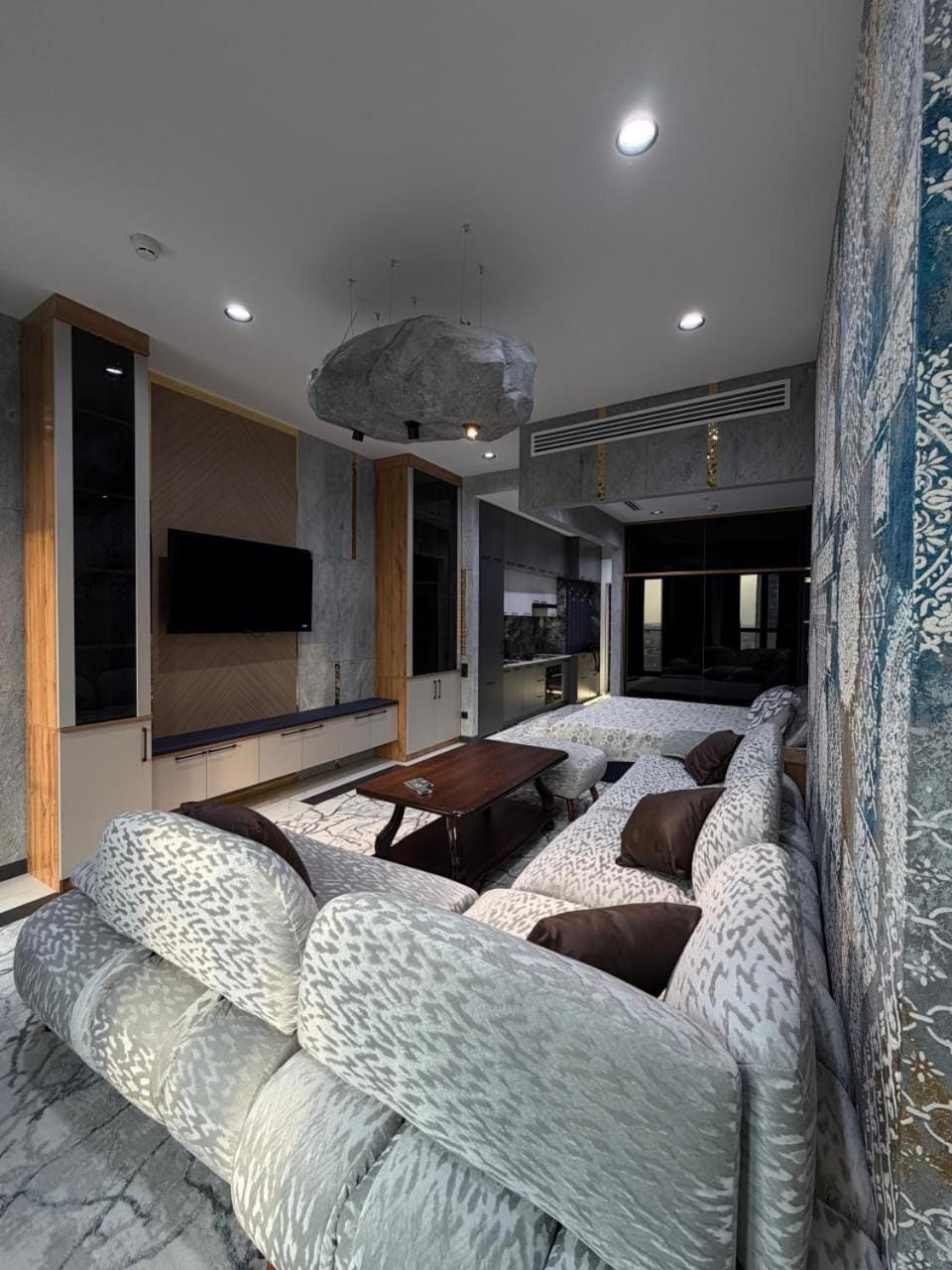 NEST ONE - Floor 15 Apartment in Europe