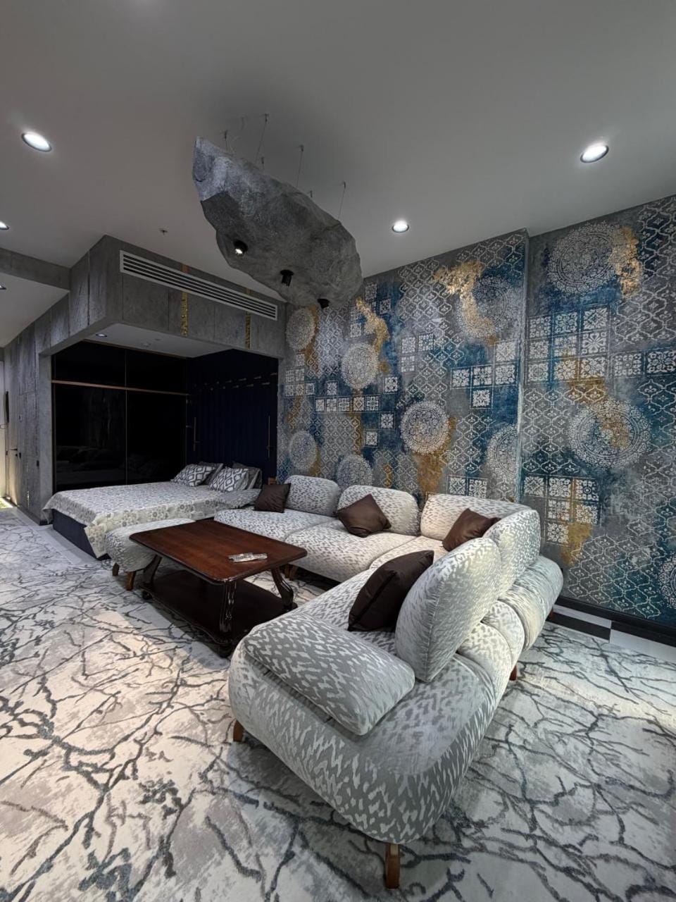 NEST ONE - Floor 15 Apartment in Europe