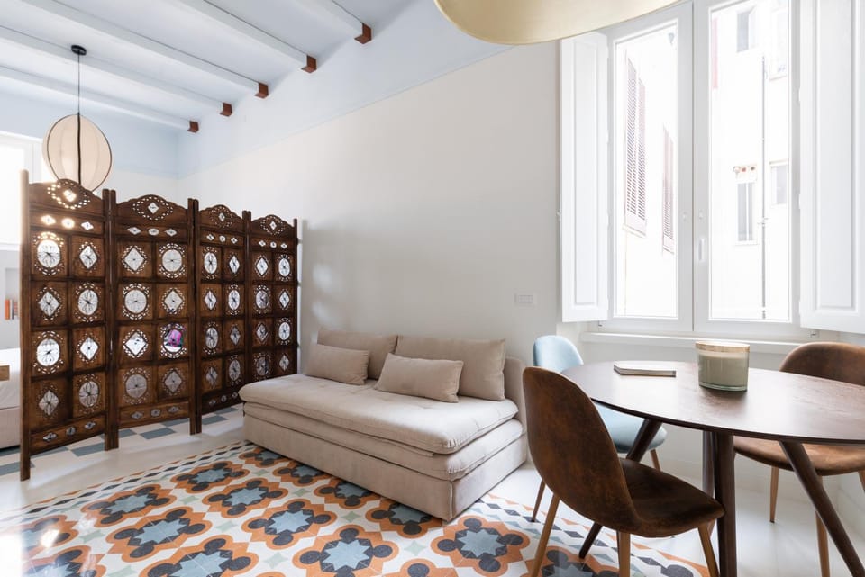 Lounge or bar