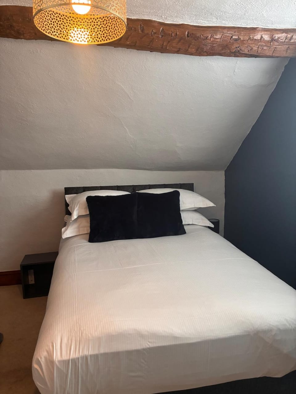 Sebastians Hotel Apartment Oswestry Town Centre Parking Apartment in Oswestry