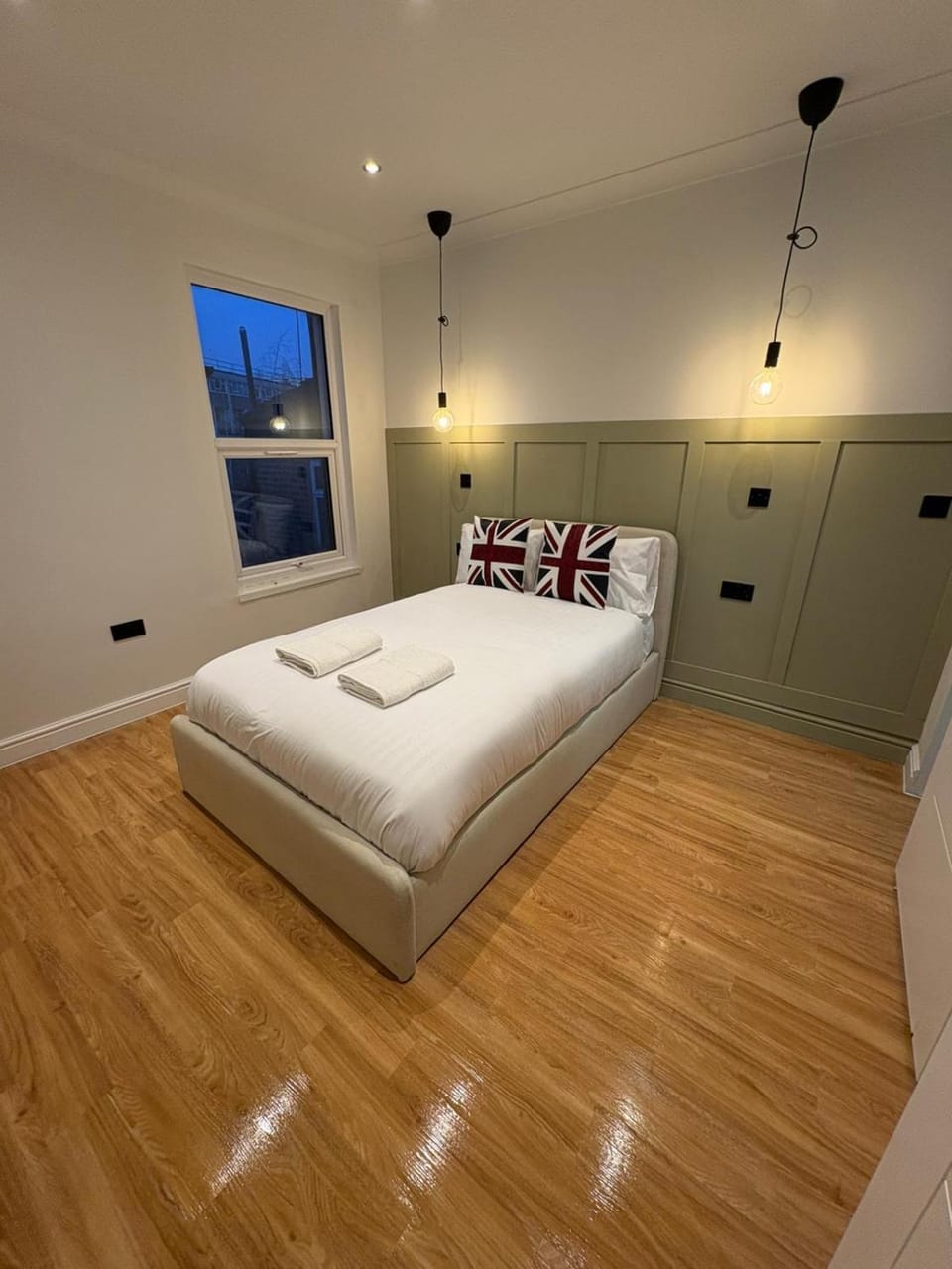 City Garden flat with two bedrooms and two bathrooms A Apartment in London Borough of Hackney