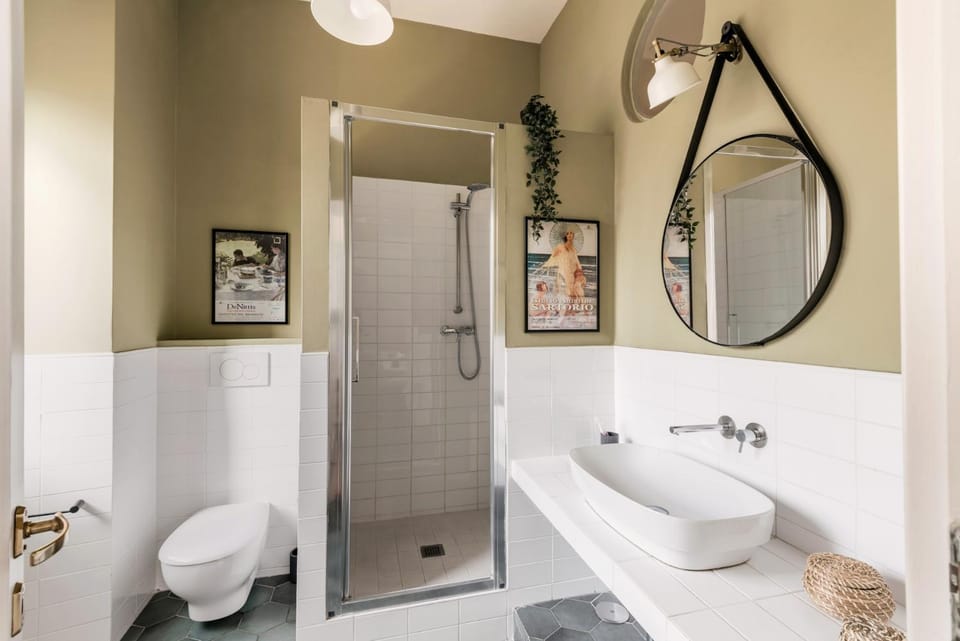 Shower, Toilet, Bathroom