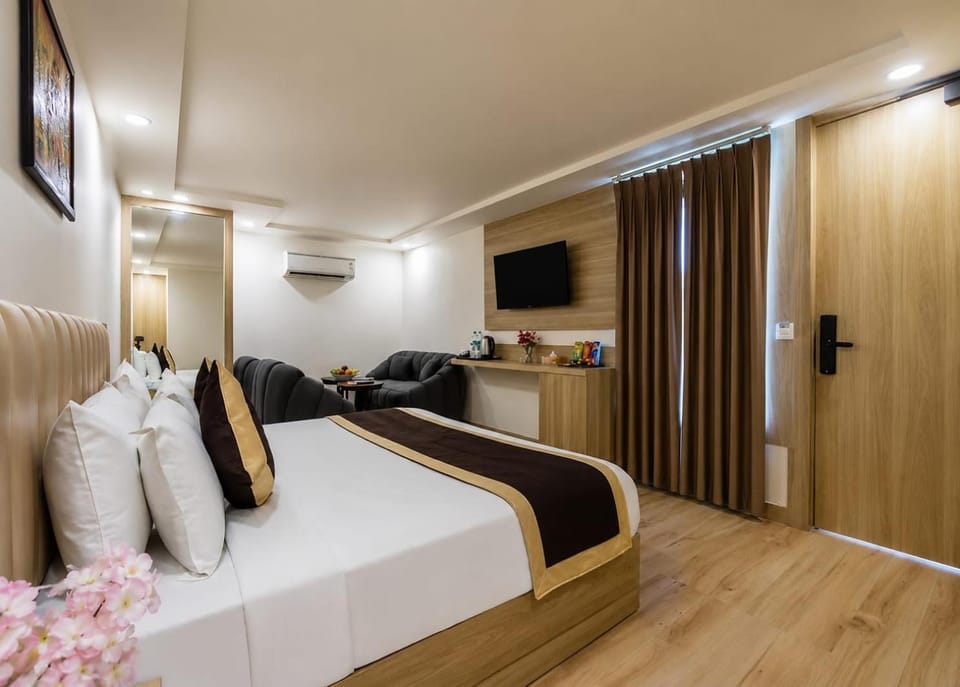 Communal lounge/ TV room, Bed, TV and multimedia, Kitchen or kitchenette, Living room, Photo of the whole room, Seating area, Evening entertainment, Bedroom, minibar, oven, wardrobe, air conditioner