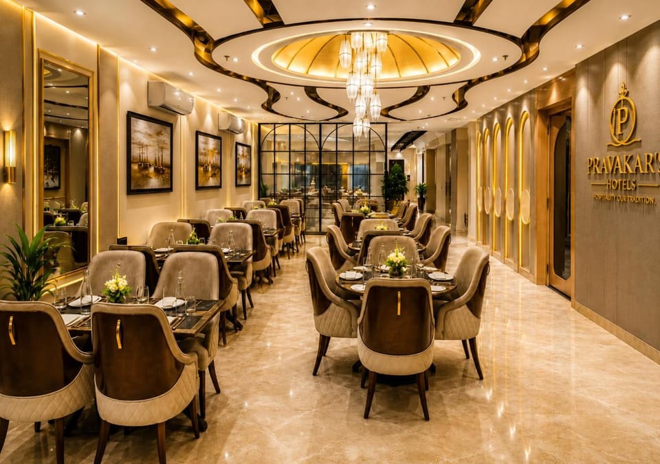Restaurant/places to eat, Internal: Not applicable to any particular room